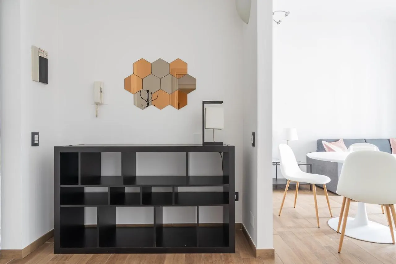 Easyhomes-Sabotino Milan